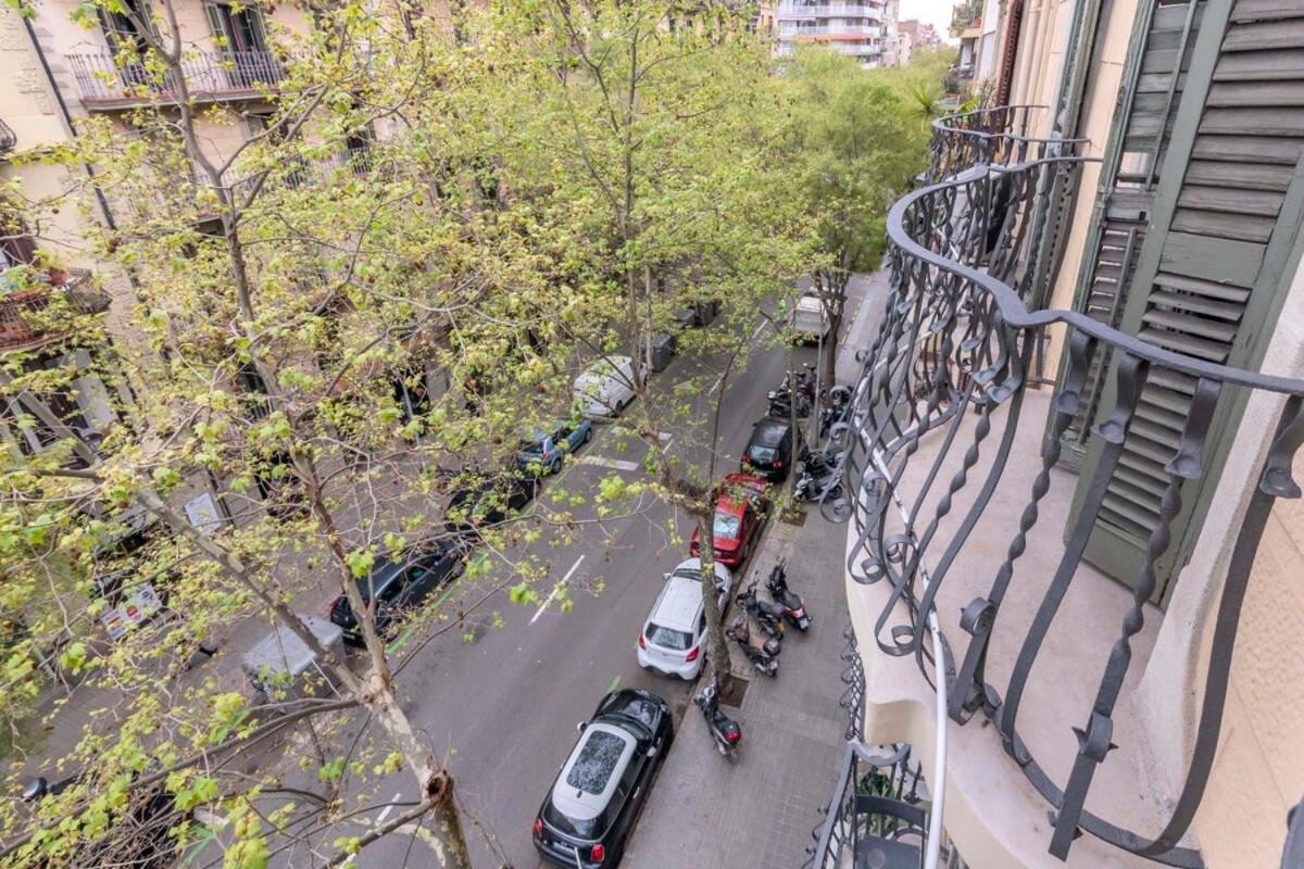 Elegant 4 Bedrooms 3 Bathrooms Catalan Home Barcelona Exterior foto